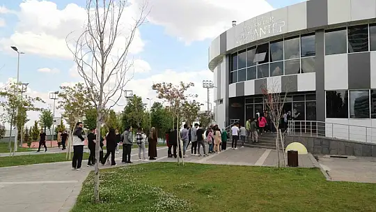 Genç Gaziantep uygulaması ile hediye yağdı