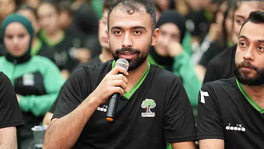Genç kursiyerlerden Fadıloğluna büyük sevgi