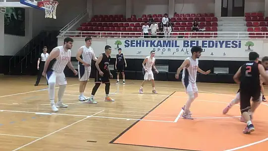 Gençlik Kupası şampiyonu: Gaziantep Kolej Vakfı