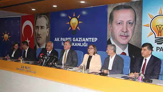 Gençlik ve Spor Bakanı Bak'tan deprem bölgesine yatırım müjdesi