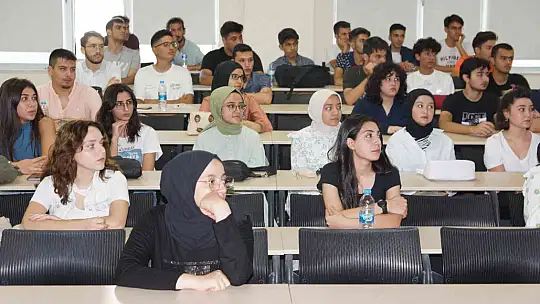 GİBTÜ Tıp Fakültesi'nde ilk ders