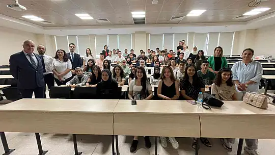 GİBTÜ Tıp Fakültesi'nde ilk ders