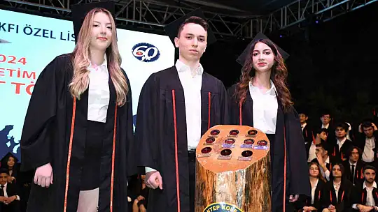 GKV Özel Liseleri 60. yıl mezunlarını uğurladı