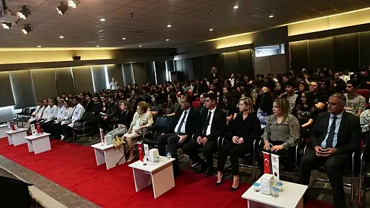 GKV Özel Liselerinde Atatürk konulu konferans