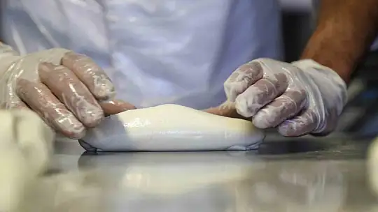 Glutensiz bir başka kafe, depremzede çölyak hastalarına yaklaşık 12 bin ekmek dağıttı
