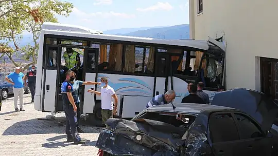 Feci kaza: Çok sayıda yaralı askerimiz var