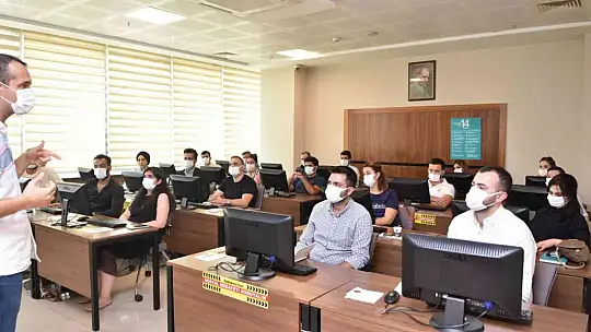 GSO'da uluslarası pazarlama ve müşteri bulma yöntemleri eğitimi verildi
