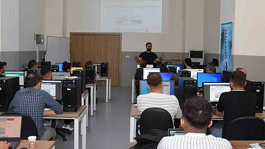 GSO, yeşil dönüşüm çalışmaları kapsamında firmalara eğitim veriyor
