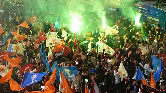 Gül, Fadıloğlu ile Şahin, vatandaşların sorunlarını dinledi