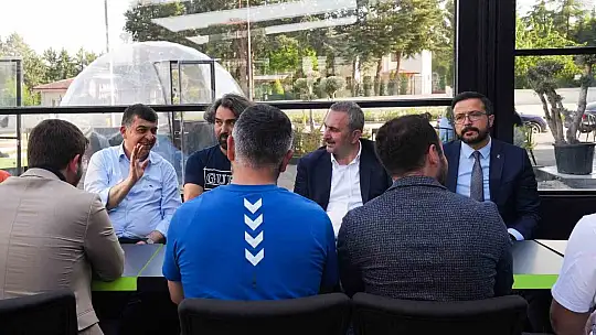 Gül ile Fadıloğlu, işçileri ve esnafla bir araya gelerek sorunlarını dinledi