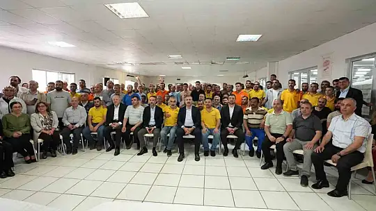 Gül ile Fadıloğlu, işçileri ve esnafla bir araya gelerek sorunlarını dinledi