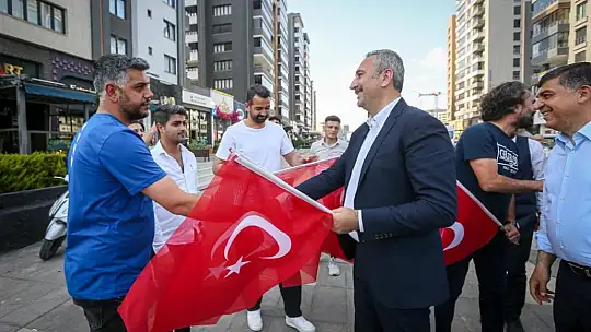 Gül ile Fadıloğlu, işçileri ve esnafla bir araya gelerek sorunlarını dinledi