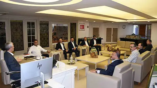 Güneydoğulu Hububatçılar Tahmazoğlu'nu ziyaret etti
