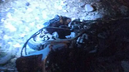 Hafif ticari araç ile motosiklet çarpıştı: 1 ölü, 1 yaralı