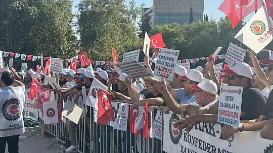 HAK-İŞ Gaziantep'te miting düzenledi