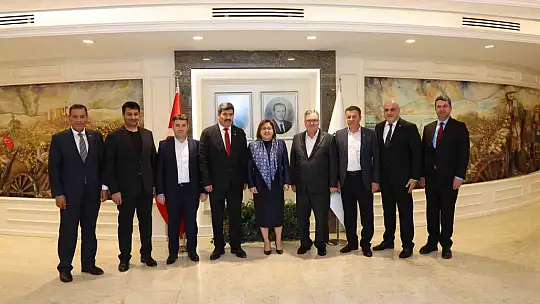 Halı ihracatçıları Şahin'i ziyaret etti