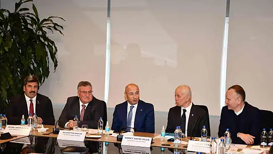 Halıcılar İstanbul'da toplandı