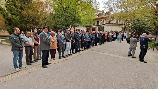 Hasta yakınının öldürdüğü doktor unutulmadı