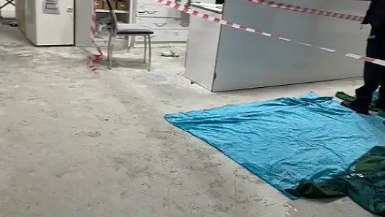 Hastane acilinde oksijen tüpü patladı: 1'i hemşire, 2 yaralı