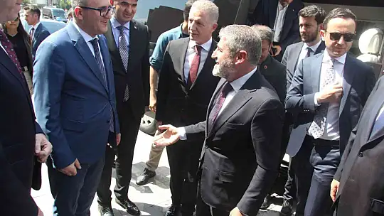 Hazine ve Maliye Bakanı Nebati'den Gaziantep Valiliğine ziyaret
