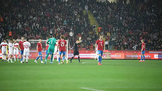 Hazırlık maçı: Türkiye: 0 - Çekya: 0 (Maç devam ediyor)