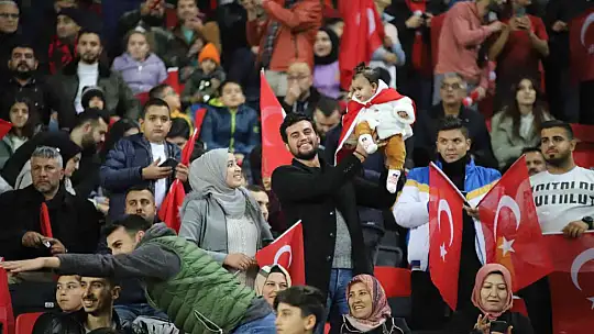 Hazırlık maçı: Türkiye: 0 - Çekya: 0 (Maç devam ediyor)