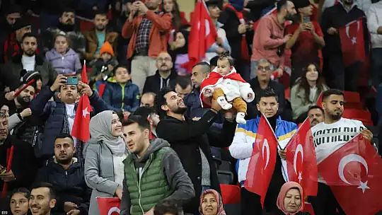 Hazırlık maçı: Türkiye: 0 - Çekya: 0 (Maç devam ediyor)