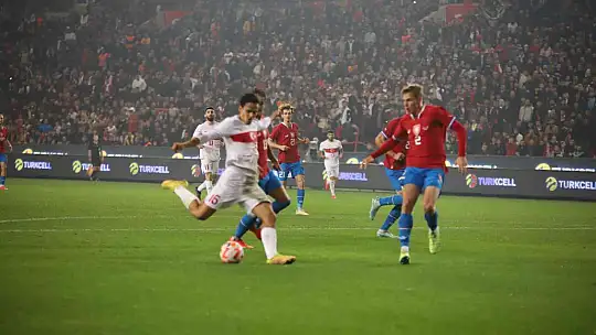 Hazırlık maçı: Türkiye: 1 - Çekya: 0 (İlk yarı)