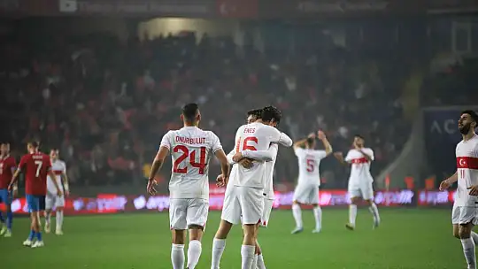 Hazırlık maçı: Türkiye: 1 - Çekya: 0 (İlk yarı)