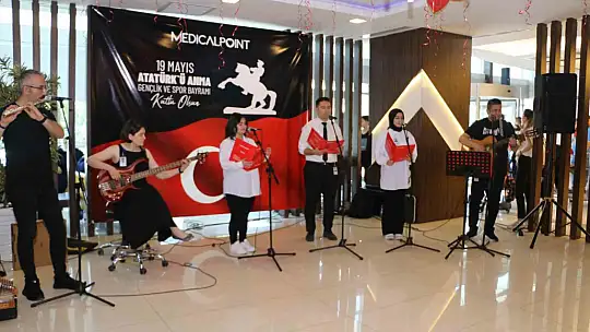 Hekimlerden 19 Mayıs konseri