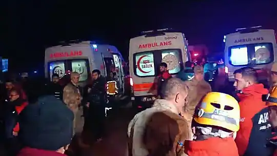 Helikopter kazasında şehit olan pilotların naaşı morga kaldırıldı