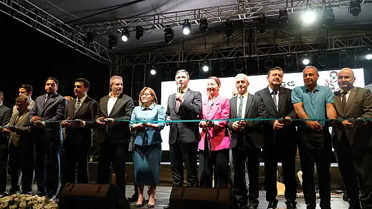 Hemşehri Dernekleri Festivali'nin açılışı yapıldı