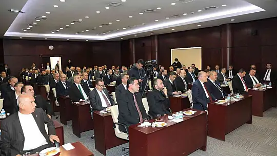 Hisarcıklıoğlu GTO'da meclis üyeleriyle buluştu