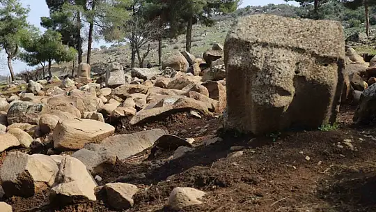 Hitit heykelleri depremden hasarsız kurtuldu