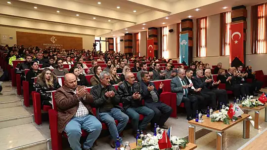 HKÜ'de 6 Şubat depremleri anma programı gerçekleştirildi