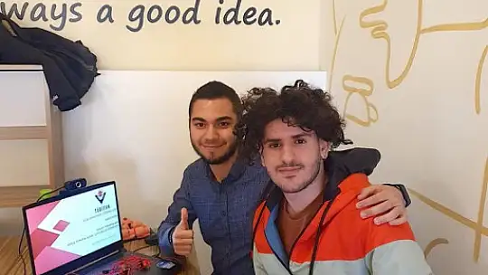 HKÜ'lü öğrenciler proje yarışmasında birinci oldu
