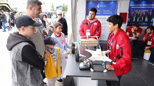 HKÜ öğrencileri TEKNOFEST'te birinci oldu