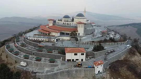 Hz. Ukkaşe Türbesi yeniden ziyarete açıldı