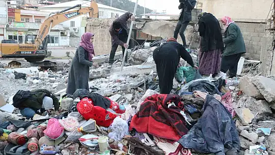 İç savaştan kaçtılar depreme yakalandılar