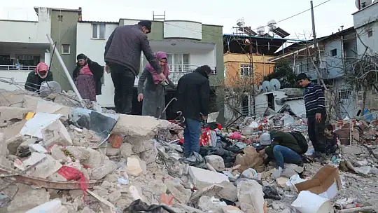 İç savaştan kaçtılar depreme yakalandılar