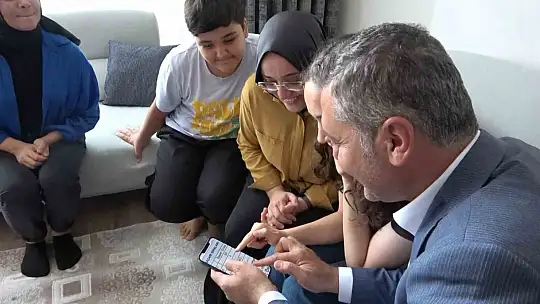 İl Milli Eğitim Müdürü'nün kızı YKS'de Türkiye dördüncüsü oldu