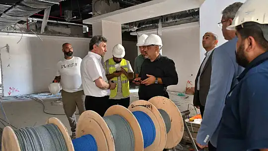 İl Sağlık Müdürü Şahin'den Travmatik Acil Durum Hastanesi inşaatında İnceleme