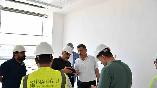 İl Sağlık Müdürü Şahin'den Travmatik Acil Durum Hastanesi inşaatında İnceleme