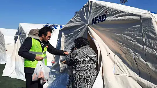 İMKANDER, depremzedeleri yalnız bırakmadı