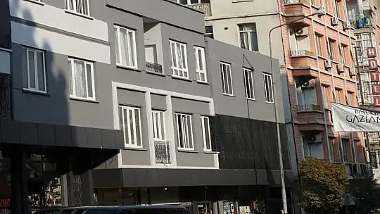 İnönü Caddesi'nde bina cepheleri yenileniyor