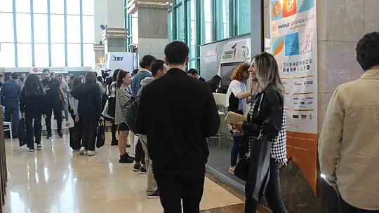 İpekyolu Kariyer Fuarı kapılarını açtı