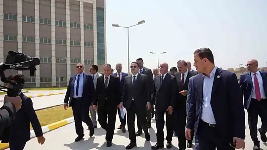 Irak Başbakanı'ndan Universal Acarsan'a övgü yağdı
