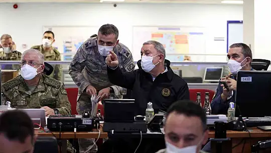 Irak ve Suriye'nin kuzeyinde 20'den fazla terör noktası bombalandı