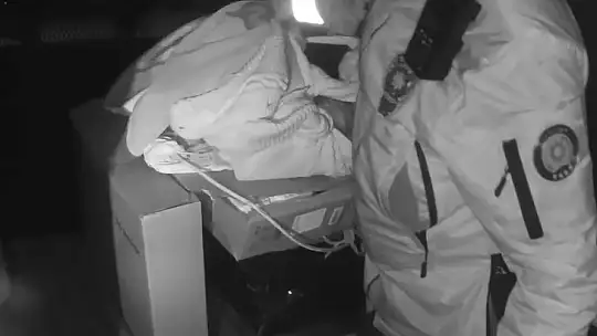 İş yerinden hırsızlık yapan şahıs suçüstü yakalandı