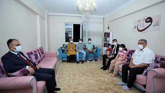İşçi Bayramında işçileriyle iftar açtı